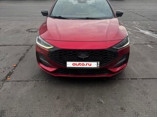 2022 Ford Focus IV Рестайлинг, красный, 2900000 рублей, вид 1