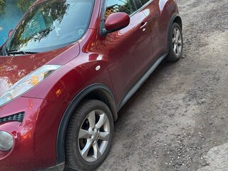 2011 Nissan Juke I, красный, 900000 рублей, вид 3