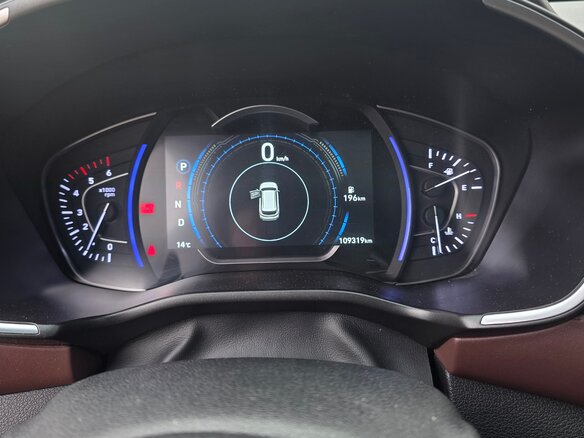 2019 Hyundai Santa Fe IV, серый, 3450000 рублей - вид 9