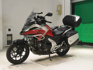 2021 Honda NC 750X, красный, 930000 рублей, вид 4