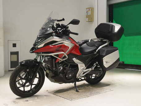 2021 Honda NC 750X, красный, 930000 рублей, вид 4