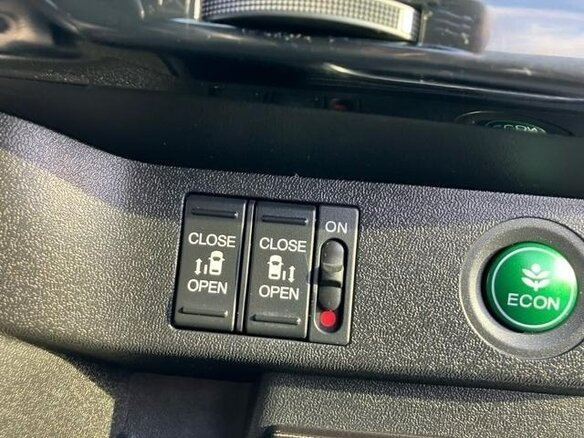 2016 Honda Stepwgn Spada V, фиолетовый, 1550000 рублей - вид 15