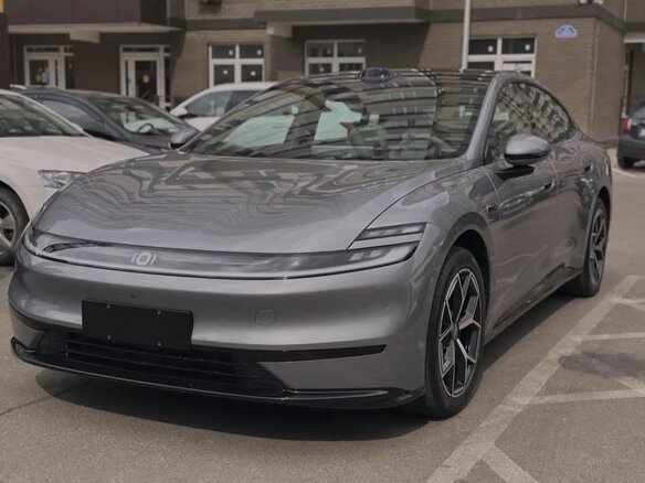 2026 Changan Qiyuan A06 51.48 kWh, серый, 2610000 рублей - вид 2
