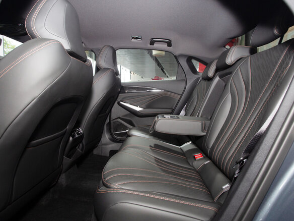 2026 Geely Preface I, серый, 3329990 рублей - вид 29