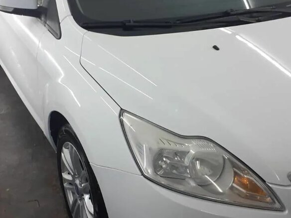 2011 Ford Focus II Рестайлинг, белый, 750000 рублей - вид 4