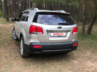2010 Kia Sorento II, серебристый, 1300000 рублей, вид 2