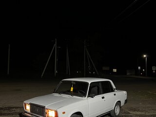 2003 Lada (ВАЗ) 2107, белый, 65000 рублей, вид 4