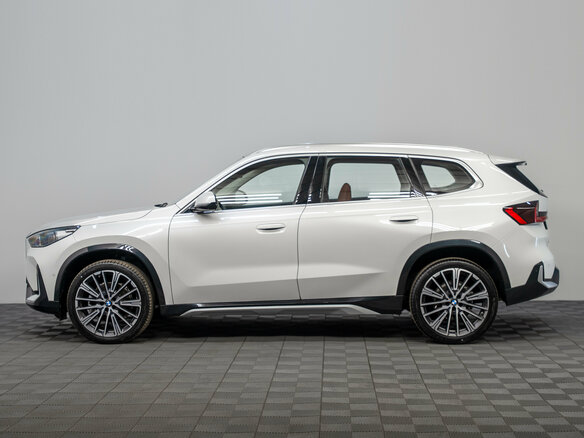 2026 BMW X1 Long 25Li xDrive III (U11/U12), белый, 5550000 рублей - вид 7