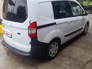 2020 Ford Tourneo Courier I Рестайлинг, белый, 1950000 рублей, вид 3