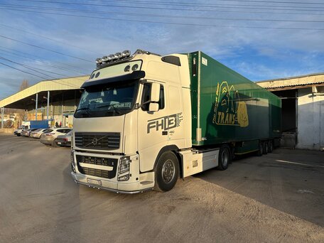 2011 Volvo FH, белый, 5500000 рублей, вид 4