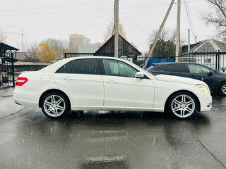 2011 Mercedes-Benz E-Класс 200 7G-Tronic IV (W212, S212, C207), белый, 989000 рублей, вид 5