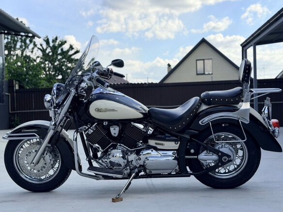 2006 Yamaha XVS1100, чёрный - вид 3