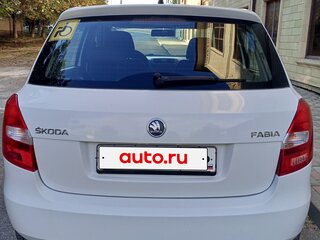2013 Skoda Fabia II Рестайлинг, белый, 670000 рублей, вид 5