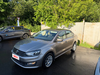 2017 Volkswagen Polo V Рестайлинг, золотистый, 1100000 рублей, вид 1