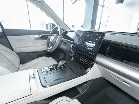2026 GAC GS8 Traveller II, чёрный - вид 11