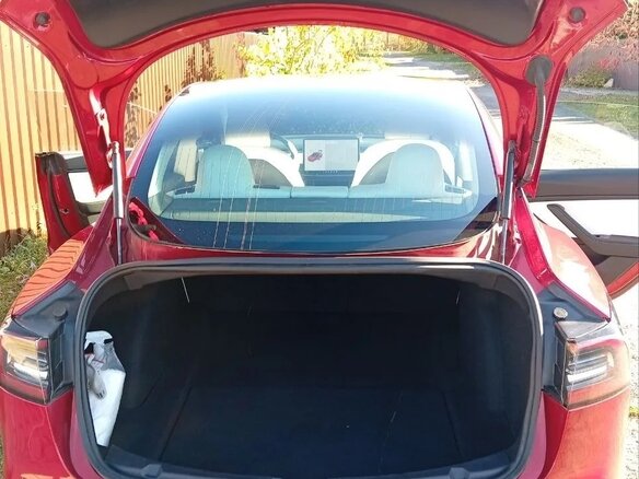 2018 Tesla Model 3 Performance I, красный, 1400000 рублей - вид 5