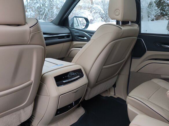 2021 Cadillac Escalade V, чёрный, 9500000 рублей - вид 15
