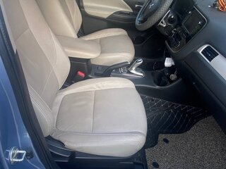 2014 Mitsubishi Outlander PHEV III, голубой, 1777777 рублей, вид 5