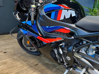 2025 BMW M 1000 RR, чёрный, 4100000 рублей, вид 4