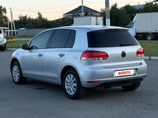 2010 Volkswagen Golf VI, серебристый, 550000 рублей, вид 4