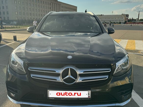 2017 Mercedes-Benz GLC 300 I (X253), чёрный, 3000000 рублей - вид 1
