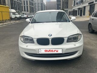2011 BMW 1 серии 116i I (E81/E82/E87/E88) Рестайлинг, белый, 680000 рублей, вид 1
