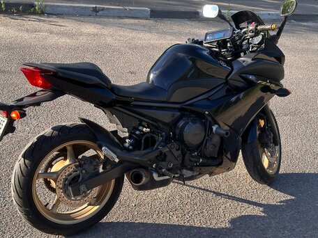 2011 Yamaha XJ6 (FZ6R), чёрный, 460000 рублей, вид 4