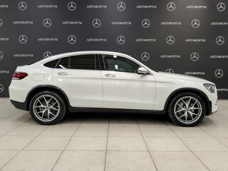 2020 Mercedes-Benz GLC Coupe 300 d I (C253) Рестайлинг, белый, 4840000 рублей, вид 4