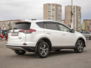 2016 Toyota RAV4 IV (XA40) Рестайлинг, белый, 2399000 рублей, вид 5