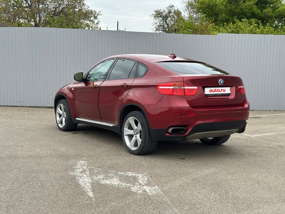 2008 BMW X6 50i 6-speed I (E71), красный, 1355000 рублей - вид 11