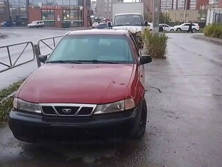 1998 Daewoo Nexia I, красный, 60000 рублей, вид 1