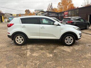2012 Kia Sportage III, белый, 1150000 рублей, вид 3