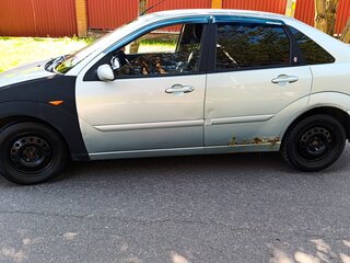 2003 Ford Focus I Рестайлинг, серебристый, 129000 рублей, вид 4