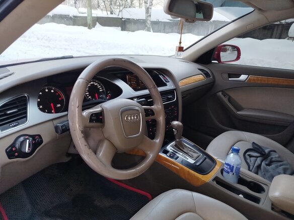 2010 Audi A4 IV (B8), красный, 875000 рублей - вид 8