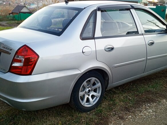 2010 Lifan Breez (520), серебристый, 115000 рублей - вид 3