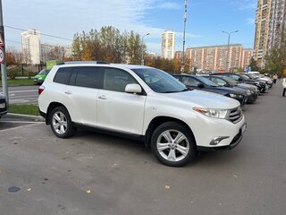 2011 Toyota Highlander II (XU40) Рестайлинг, белый, 1700000 рублей, вид 2