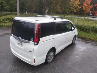 2015 Toyota Noah III (R80), белый, 1583000 рублей, вид 2