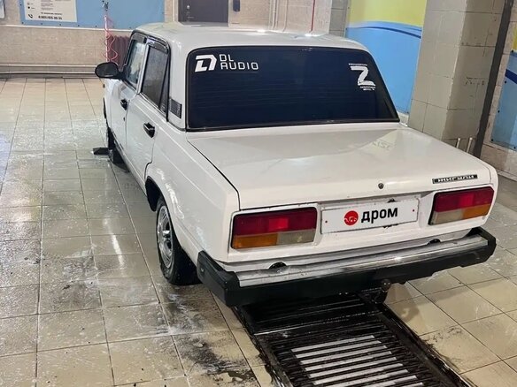 2006 Lada (ВАЗ) 2107, белый, 150000 рублей - вид 11