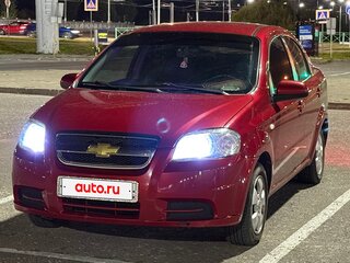 2011 Chevrolet Aveo I Рестайлинг, красный, 450000 рублей, вид 1