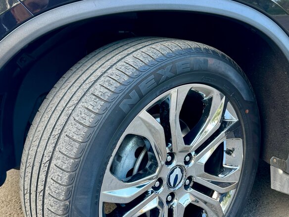 2020 SsangYong Rexton IV, чёрный, 4400000 рублей - вид 4