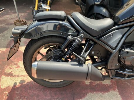 2024 Honda CMX 1100 Rebel, чёрный, 999000 рублей, вид 4