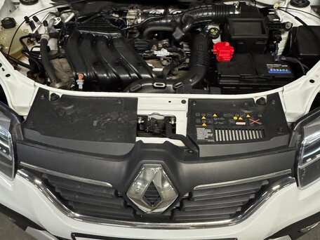 2022 Renault Logan Stepway II Рестайлинг, белый, 1360000 рублей, вид 5