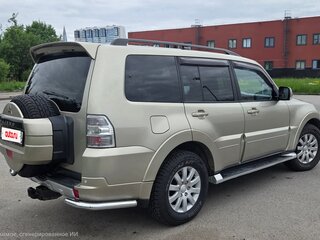 2012 Mitsubishi Pajero IV Рестайлинг 1, бежевый, 2450000 рублей, вид 5