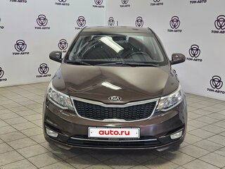 2017 Kia Rio III Рестайлинг, коричневый, 850000 рублей, вид 2