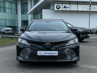 2020 Toyota Camry VIII (XV70), чёрный, 2899000 рублей, вид 2