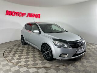 2011 Kia Ceed I Рестайлинг, серебристый, 590000 рублей, вид 3