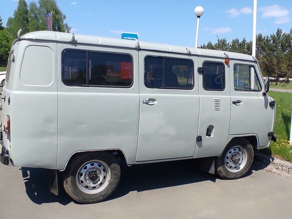 2010 УАЗ 2206, серебристый, 800000 рублей - вид 4