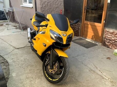 2000 Kawasaki ZX-6 Ninja, жёлтый, 370000 рублей, вид 2