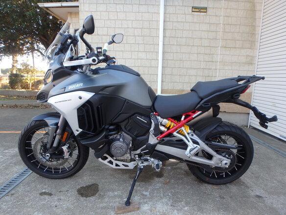 2022 Ducati Multistrada V4, чёрный, 2200000 рублей - вид 5