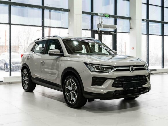 2025 KGM Korando, бежевый, 4005000 рублей - вид 2